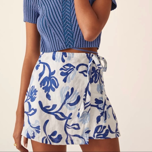 Faithfull the Brand Dresses & Skirts - Faithfull the brand tie waist skort